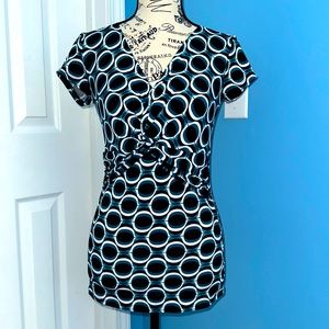 Maurices size small dressy shirt. Black, white and teal